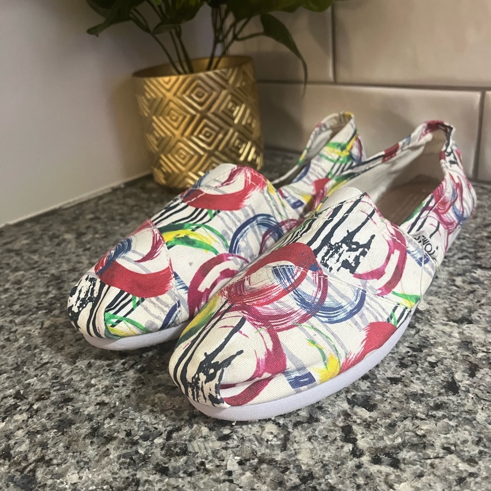 Women’s Multicolored TOMS
